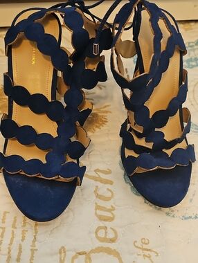 BCBGeneration Royal Blue Scalloped Lace-Up Heels Size 7.5